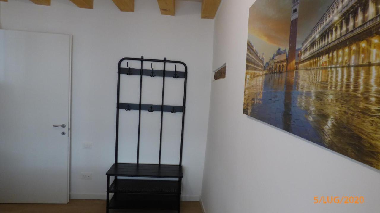 Apartmán Casa Moderna A Due Passi Da Rialto Benátky Exteriér fotografie